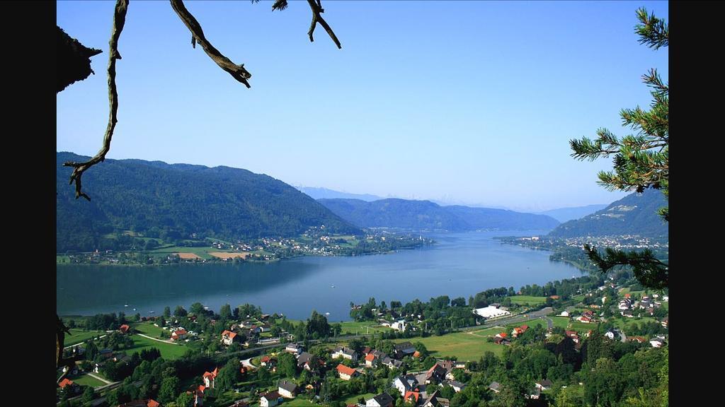 Ferienhaus Silja Steindorf am Ossiacher See Luaran gambar
